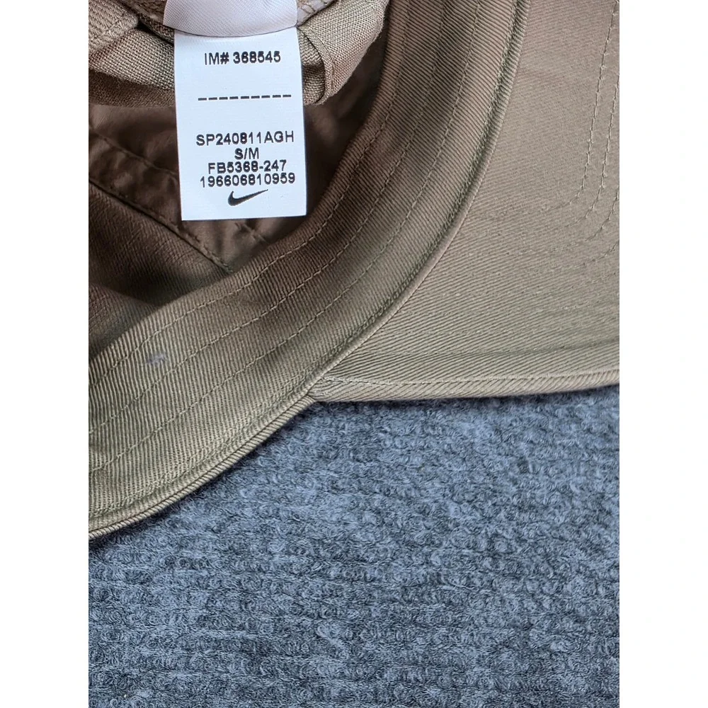 Nike Hat Cap Strap Back Small Medium Tan‎ Sportswear Golf Hike Pickleball Mens